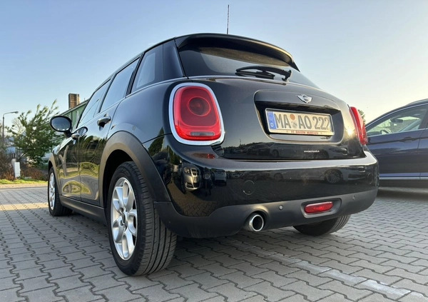 MINI Cooper cena 55555 przebieg: 66666, rok produkcji 2016 z Sosnowiec małe 466